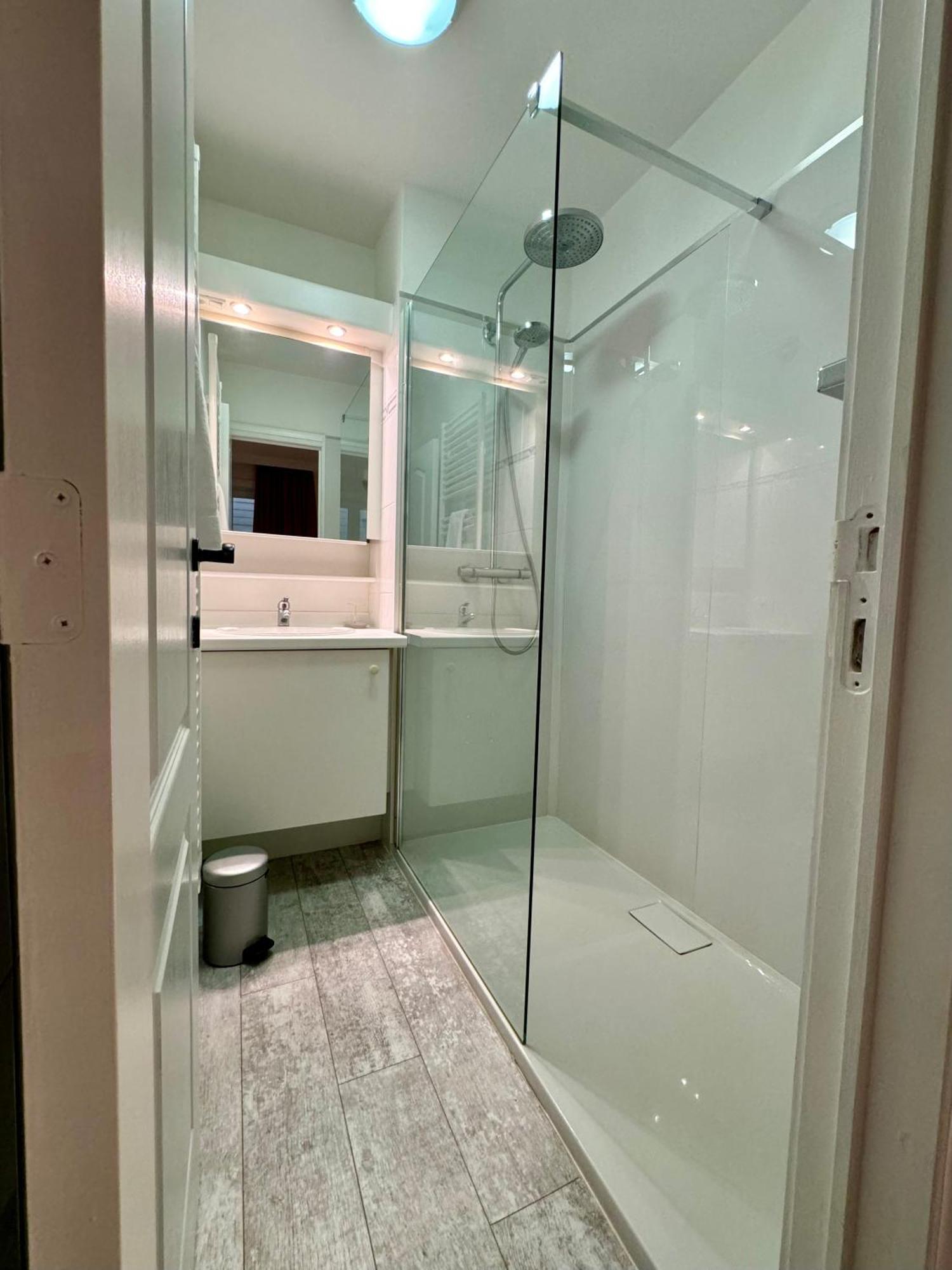 Cozy Panorama Flat By The Beach Knokke-Heist Exteriör bild